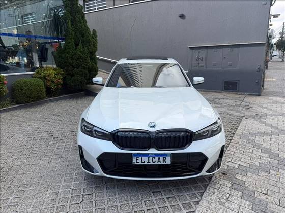 BMW 330e 2.0 16V TURBO HÍBRIDO M SPORT AUTOMÁTICO BMW 330e 2.0 16V TURBO HÍBRIDO M SPORT AUTOMÁTICO